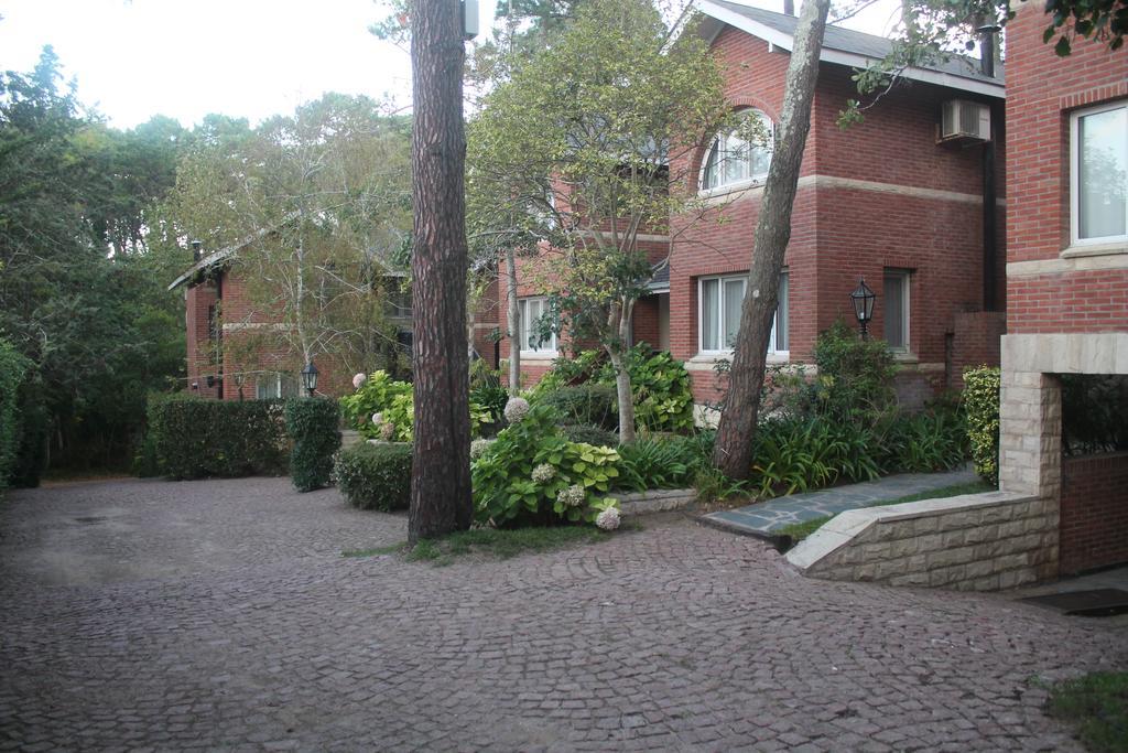 Aparthotel Carilo Hills Esterno foto